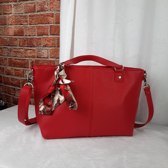 Jewell Handbags - Jewell Elegant Red Tote Bag